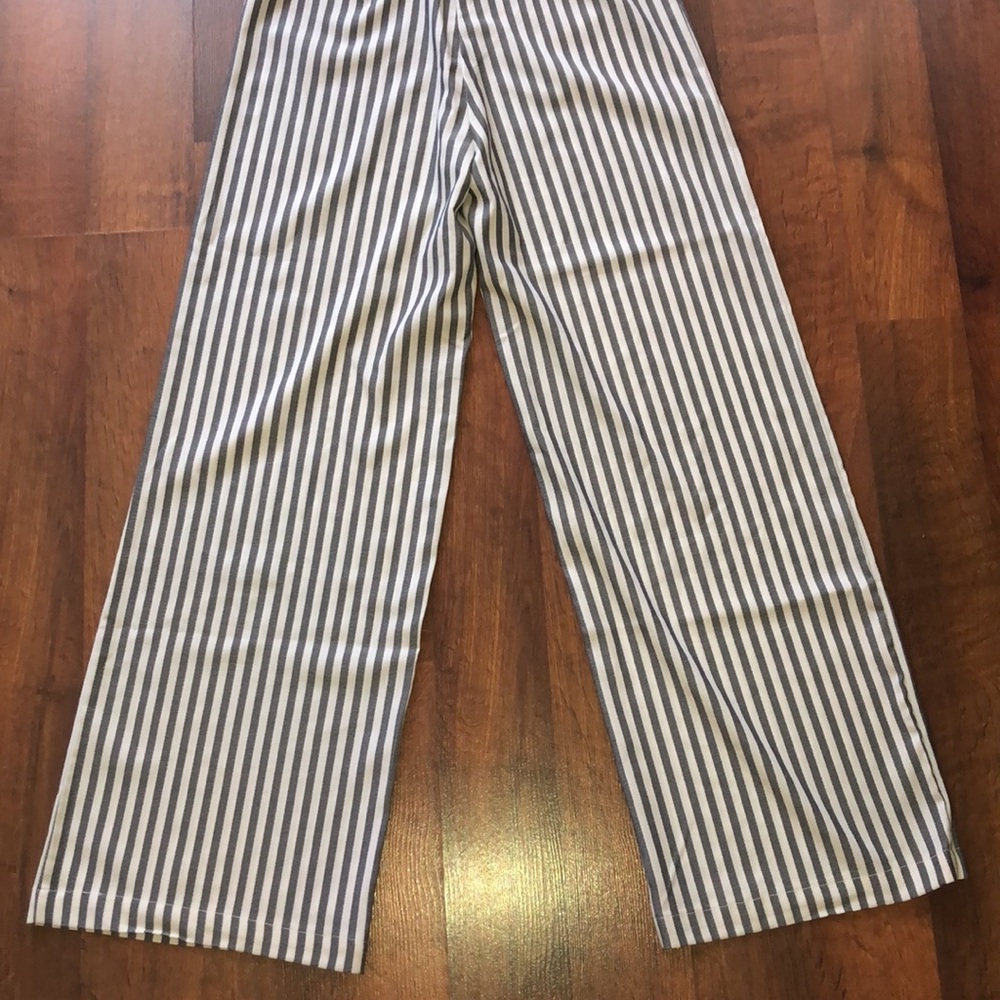 Romper - Picture 10 of 10